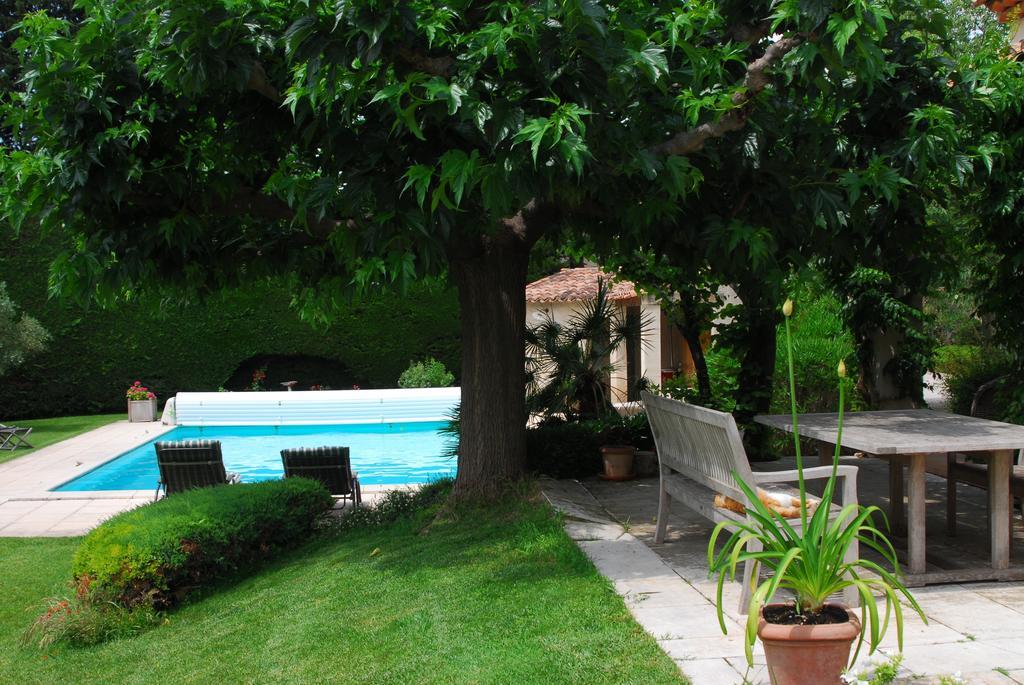 파라두 Le Mas Des Lauriers B&B 외부 사진